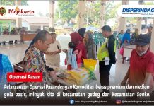 PELAKSANAAN OPERASI PASAR DENGAN KOMODITAS BERAS PREMIUM DAN MEDIUM, GULA PASIR, MINYAK KITA DI KECAMATAN GEDEG DAN KECAMATAN SOOKO