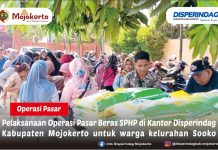 OPERASI PASAR DI KANTOR DISPERINDAG